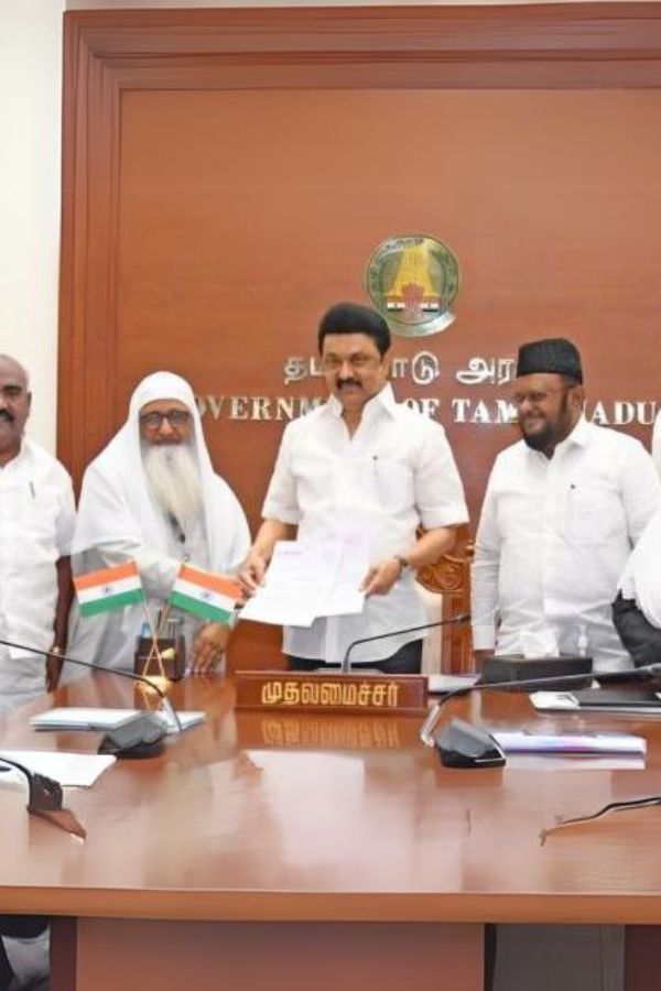 Maulana Mohammed Fazlurrahim Mujaddidi met the Hon'ble Chief Minister of Tamil Nadu Thiru M.K. Stalin