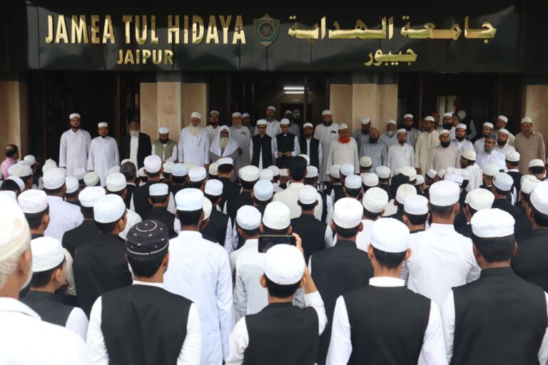 Independence Day Celebration at Jamea Tul Hidaya, Jaipur with the flag hoisting ceremony (2)